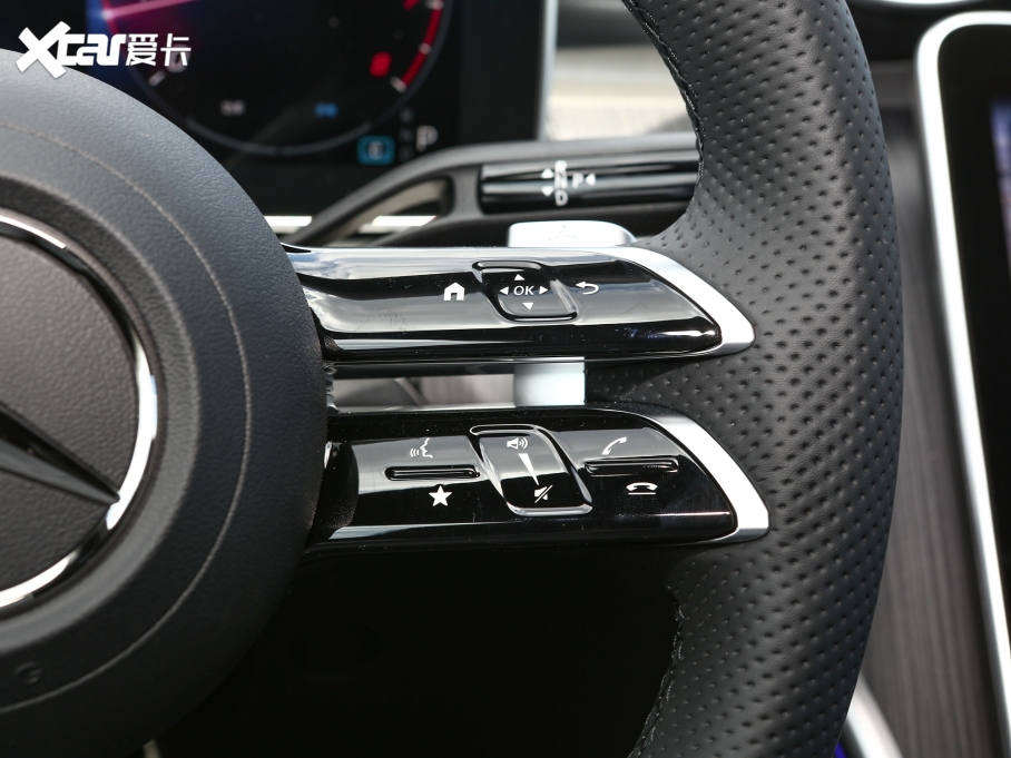 2023YC Ŀ C 260 L \Ӱ