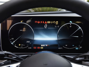 2023C 260 L п؅^(q)