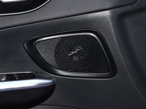 2023C 260 L п؅^(q)