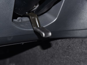 2023C 260 L \Ӱ п؅^