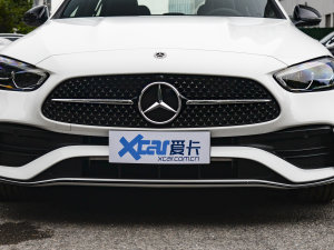 2023款C 260 L 皓夜运动版 中网