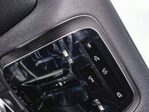 2023C 260 L ҹ\(yn)Ӱ п؅^(q)