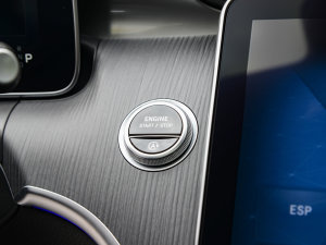 2023C 260 L ҹ\(yn)Ӱ п؅^(q)