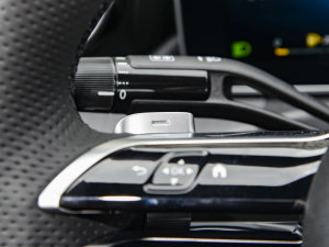 2023C 260 L ҹ\(yn)Ӱ п؅^(q)