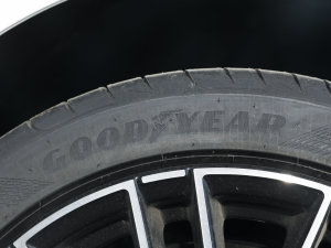 2023C 200 L \Ӱ ݆̥Ʒ