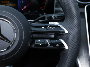 2023C 200 L \Ӱ п؅^