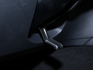 2023C 200 L \Ӱ п؅^