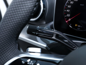 2023C 200 L \Ӱ п؅^