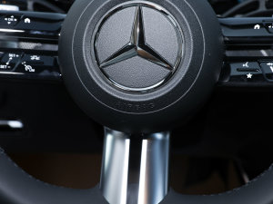 2023C 200 L \(yn)(dng) п؅^(q)