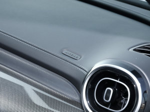 2023C 200 L \(yn)(dng) п؅^(q)