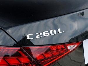 2023Ŀ C 260 L ^