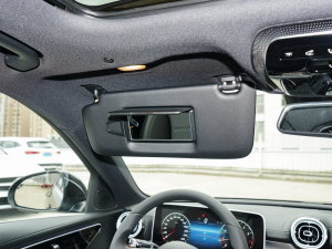 2023Ŀ C 260 L ꖰ壨