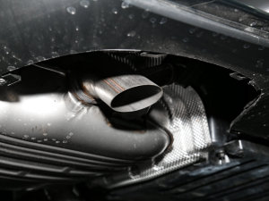 2023款C 260 L 运动版 4MATIC 排气管