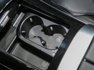 2023C 260 L \Ӱ 4MATIC ǰű