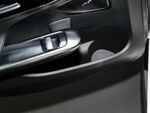 2023C 260 L \Ӱ 4MATIC Tg