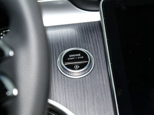 2023C 260 L \Ӱ 4MATIC п؅^