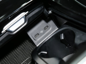 2023C 260 L \(yn)(dng) 4MATIC п؅^(q)