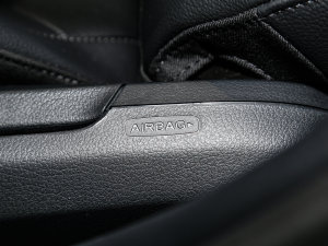 2023C 260 L \(yn)(dng) 4MATIC п؅^(q)