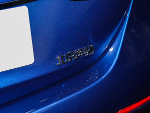 2023Ŀ C 260 L \Ӱ ^