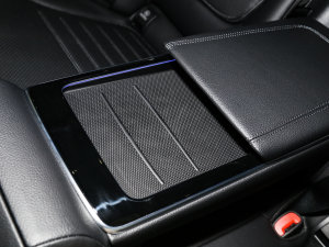 2023Ŀ C 260 L \Ӱ g