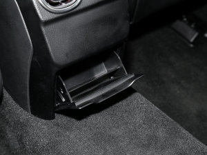 2023Ŀ C 260 L \Ӱ g