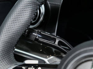 2023Ŀ C 260 L \Ӱ п؅^