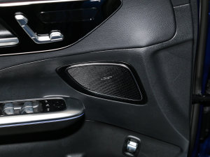 2023Ŀ C 260 L \Ӱ п؅^