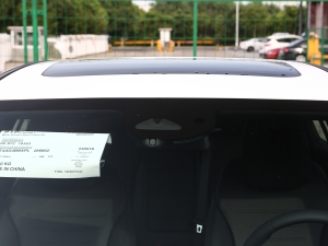 2023Ŀ C 200 L \Ӱ ^