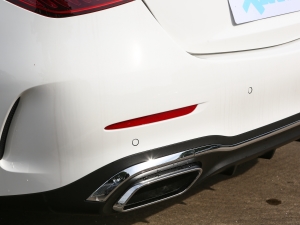 2023Ŀ C 200 L \Ӱ ^