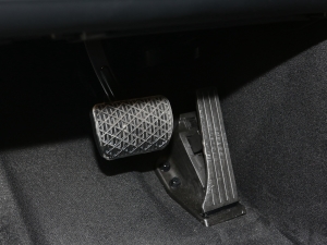 2023Ŀ C 200 L \Ӱ п؅^