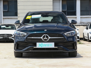 2023款奔驰C级 改款二 C 260 L 运动版