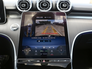 2023Ŀ C 260 L \Ӱ п؅^