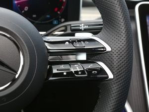 2023Ŀ C 260 L \Ӱ п؅^