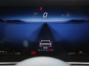 2023Ŀ C 260 L \Ӱ п؅^