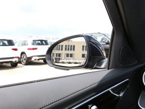 2023Ŀ C 260 L \(yn)(dng) (x)(ji)^