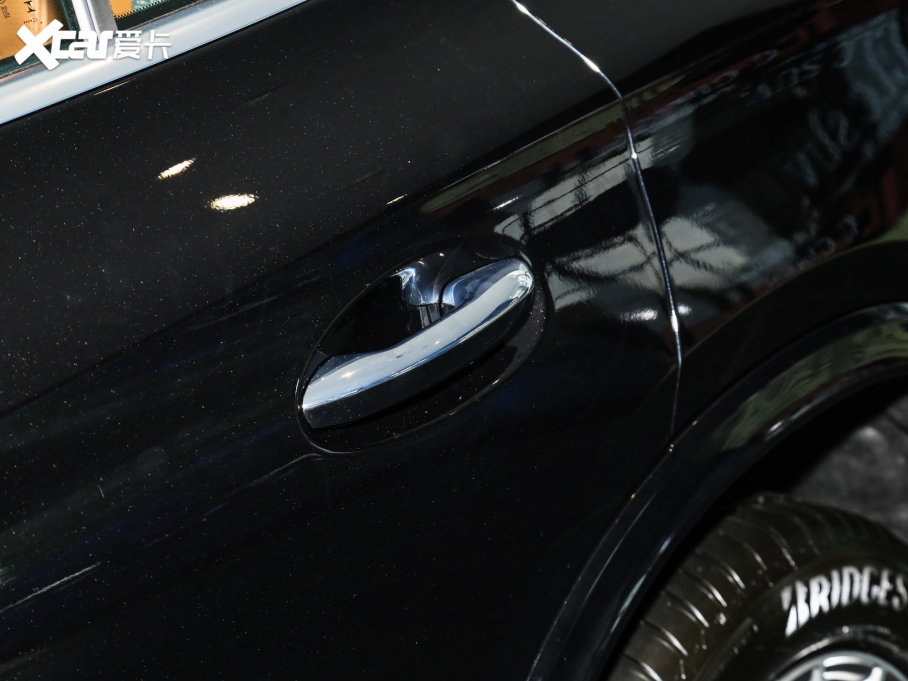 2023��YGLC GLC 300 L 4MATIC �Ӹ��� 7��