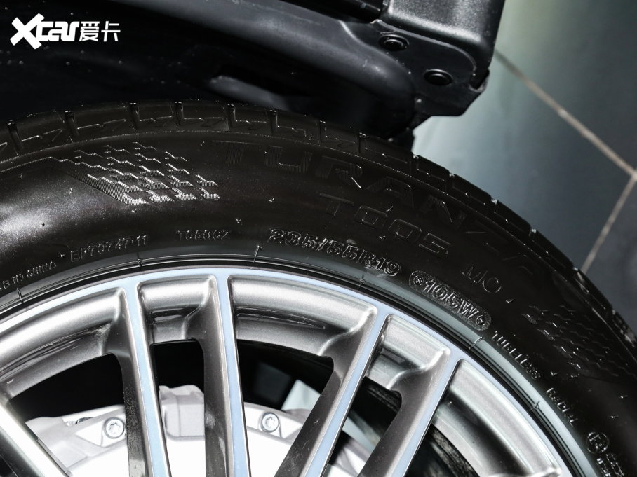 2023��YGLC GLC 300 L 4MATIC �Ӹ��� 7��