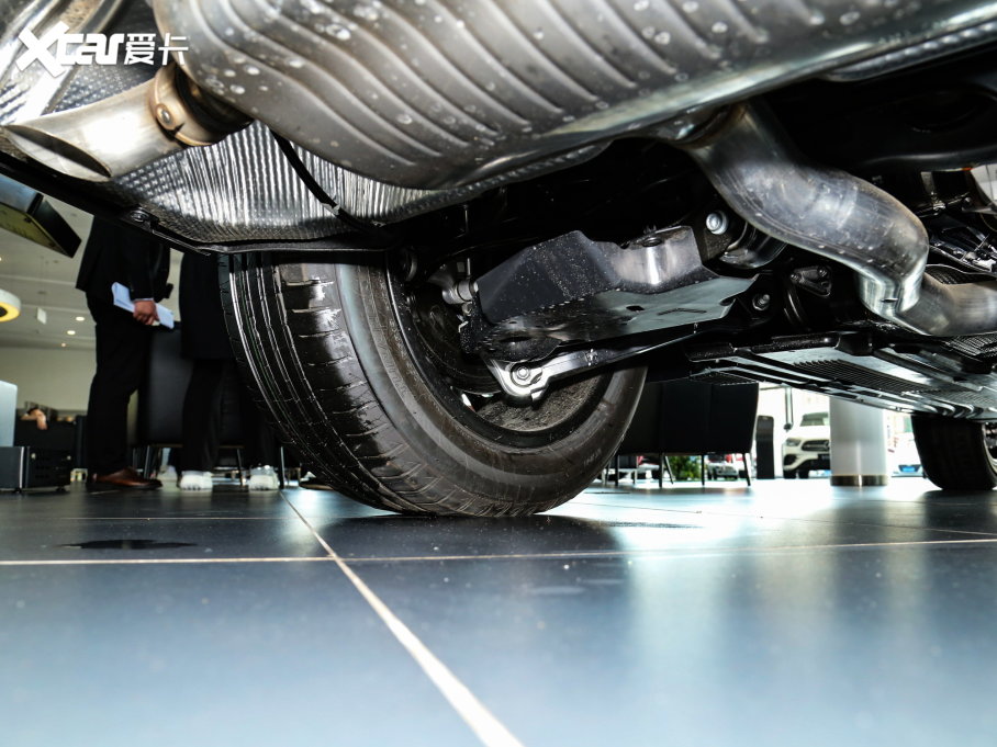 2023��YGLC GLC 300 L 4MATIC �Ӹ��� 7��