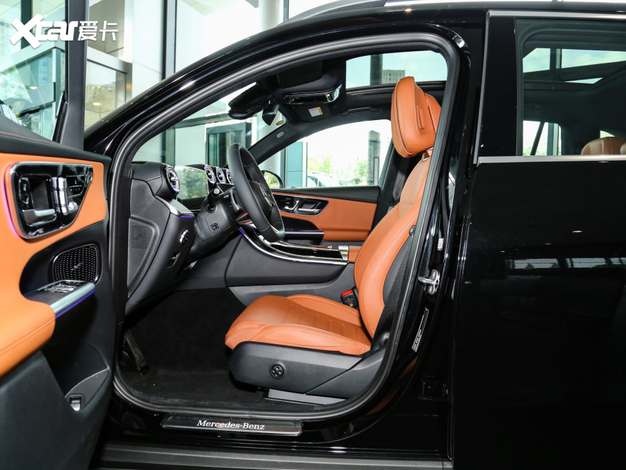 2023��YGLC GLC 300 L 4MATIC ��(d��ng)���� 7��