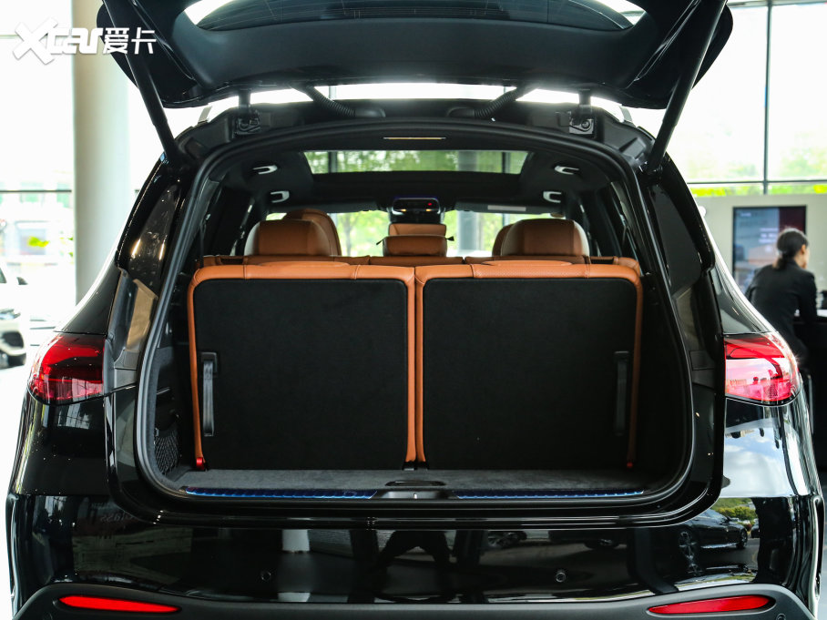 2023��YGLC GLC 300 L 4MATIC �Ӹ��� 7��