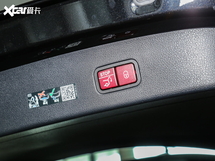 2023��YGLC GLC 300 L 4MATIC ��(d��ng)���� 7��