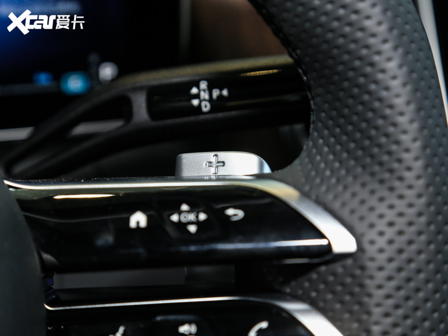 2023��YGLC GLC 300 L 4MATIC �Ӹ��� 7��