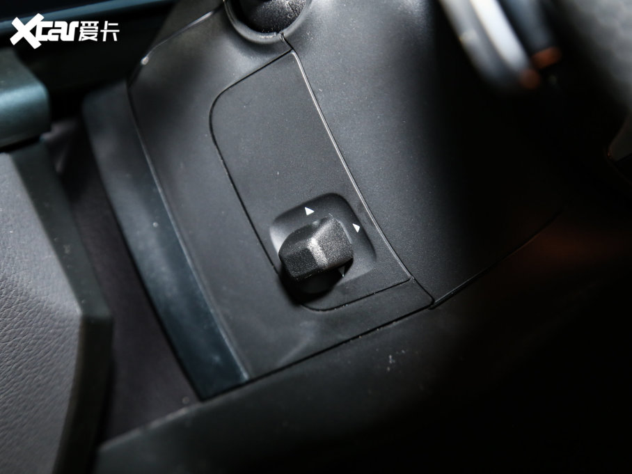 2023YGLC GLC 300 L 4MATIC Ӹ 7