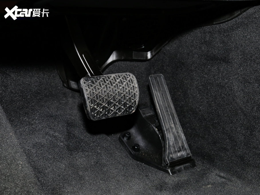 2023YGLC GLC 300 L 4MATIC Ӹ 7