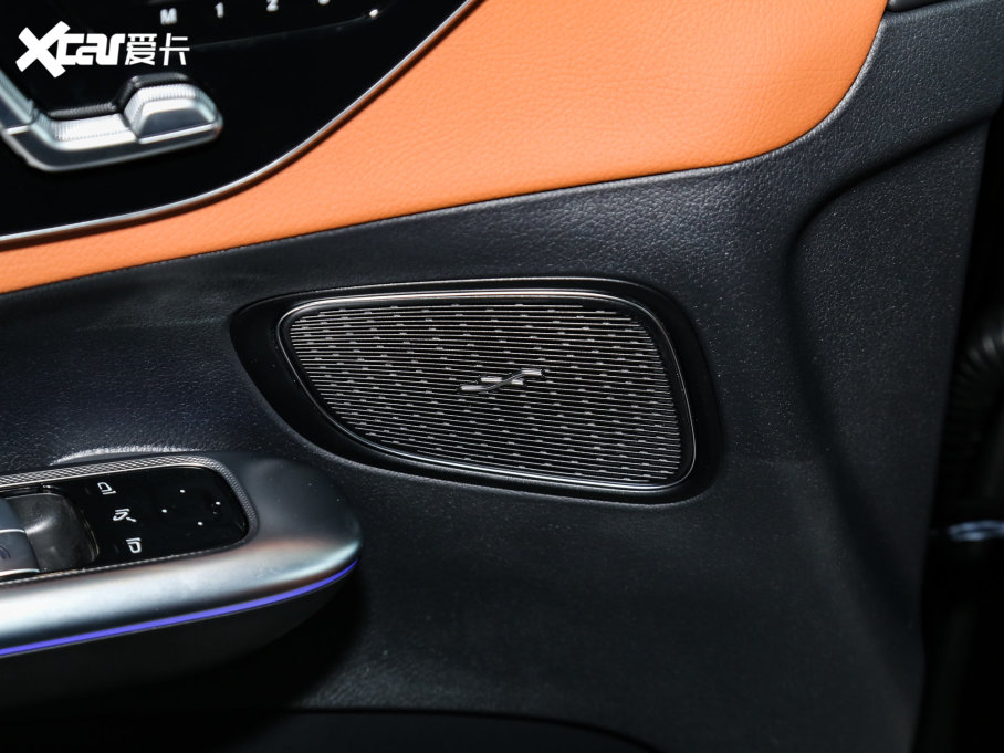 2023YGLC GLC 300 L 4MATIC Ӹ 7