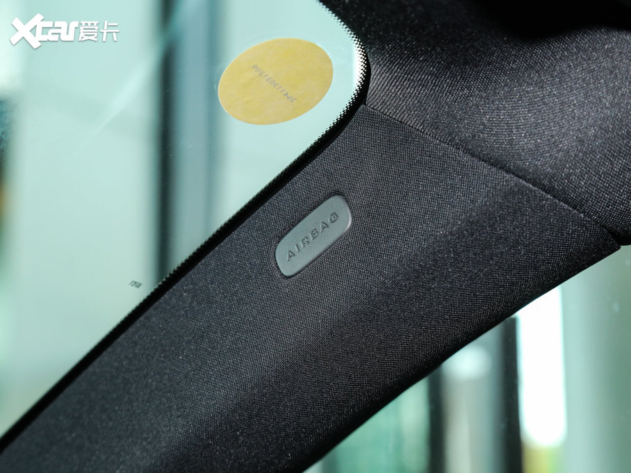 2023��YGLC GLC 300 L 4MATIC �Ӹ��� 7��