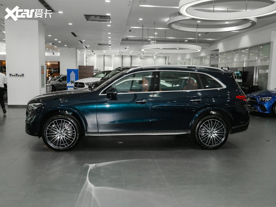 2023YGLC GLC 300 L 4MATIC A 7