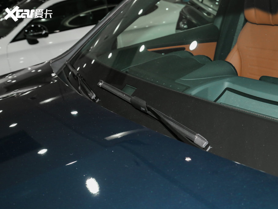 2023��YGLC GLC 300 L 4MATIC ���A�� 7��