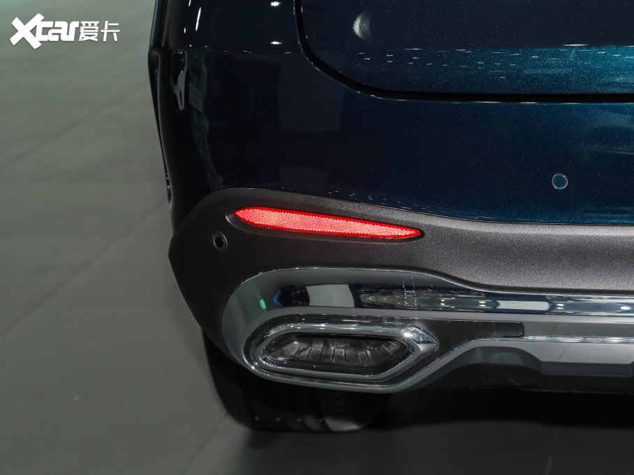 2023��YGLC GLC 300 L 4MATIC ���A�� 7��