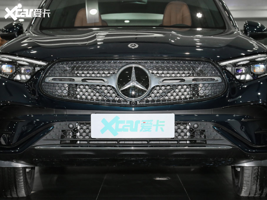2023��YGLC GLC 300 L 4MATIC ���A�� 7��
